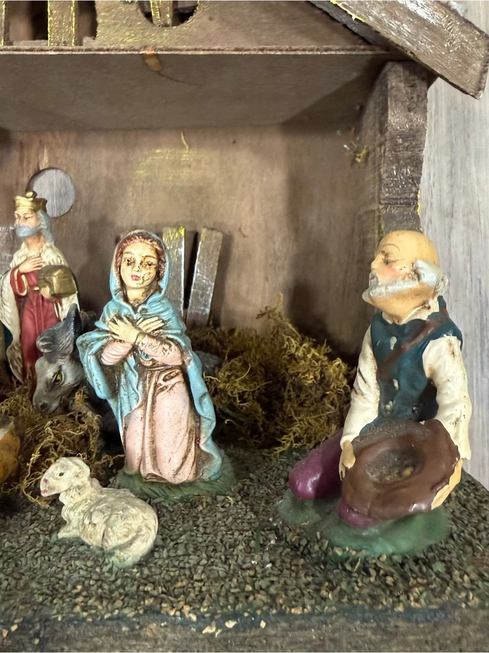 Vintage Made in Italy Nativity Set Rustic Wooden Stable Hand Painted Christmas